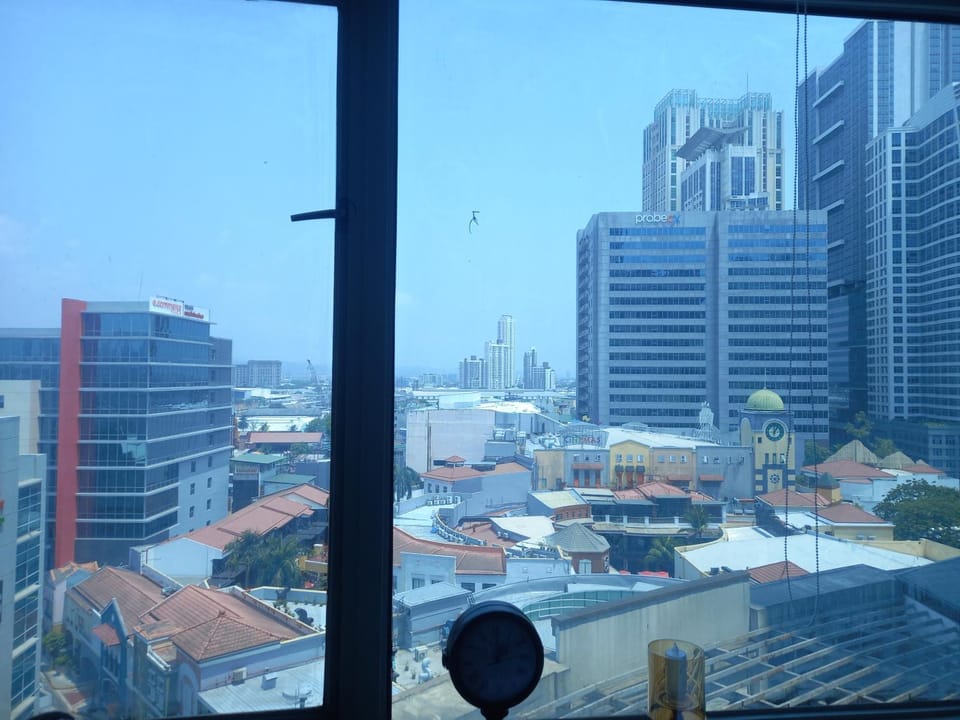 City Refuge Condo Unit in Eastwood Hotel in Pasig