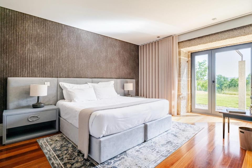 Tojeira Farmhouse Villa in Vila Real