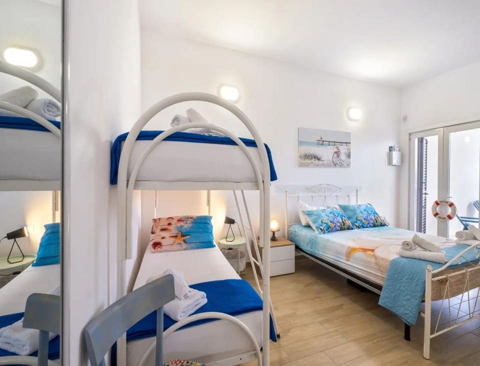 Bed, Decorative detail, Bedroom