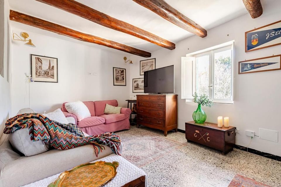 Summer Retreat Country Villa Jacuzzi & Garden House in Lazio