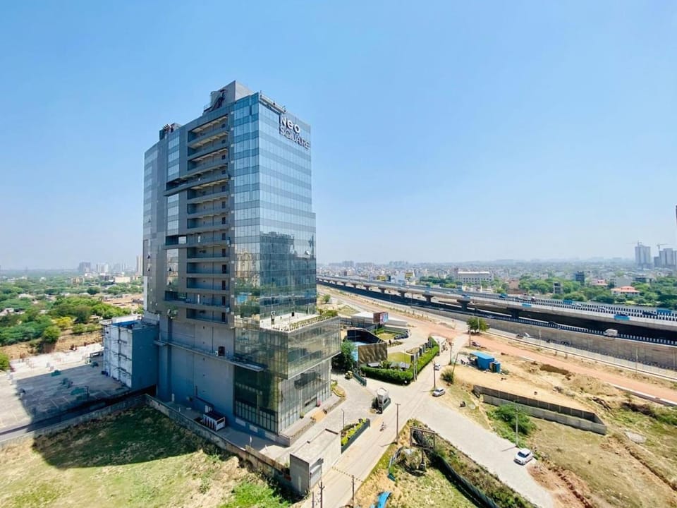 Elite Stay ConscientOne Dwarka Expressway 1BHK Apartment in Gurugram