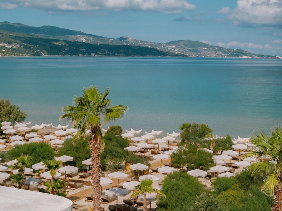Day, Beach, Mountain view, Sea view