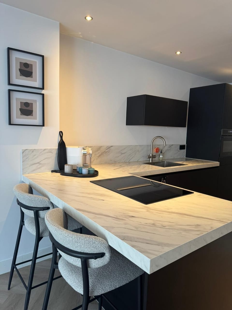 Coffee/tea facilities, Kitchen or kitchenette