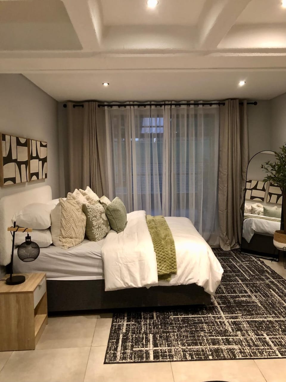 The Cozy Haven Apartment in Sandton