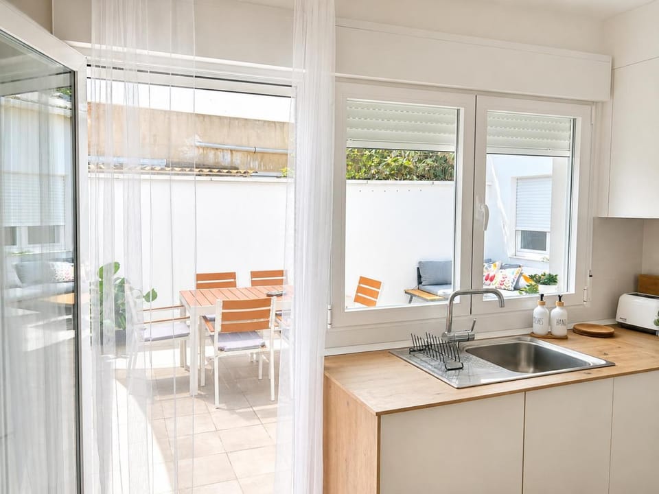 Patio, Balcony/Terrace, Kitchen or kitchenette