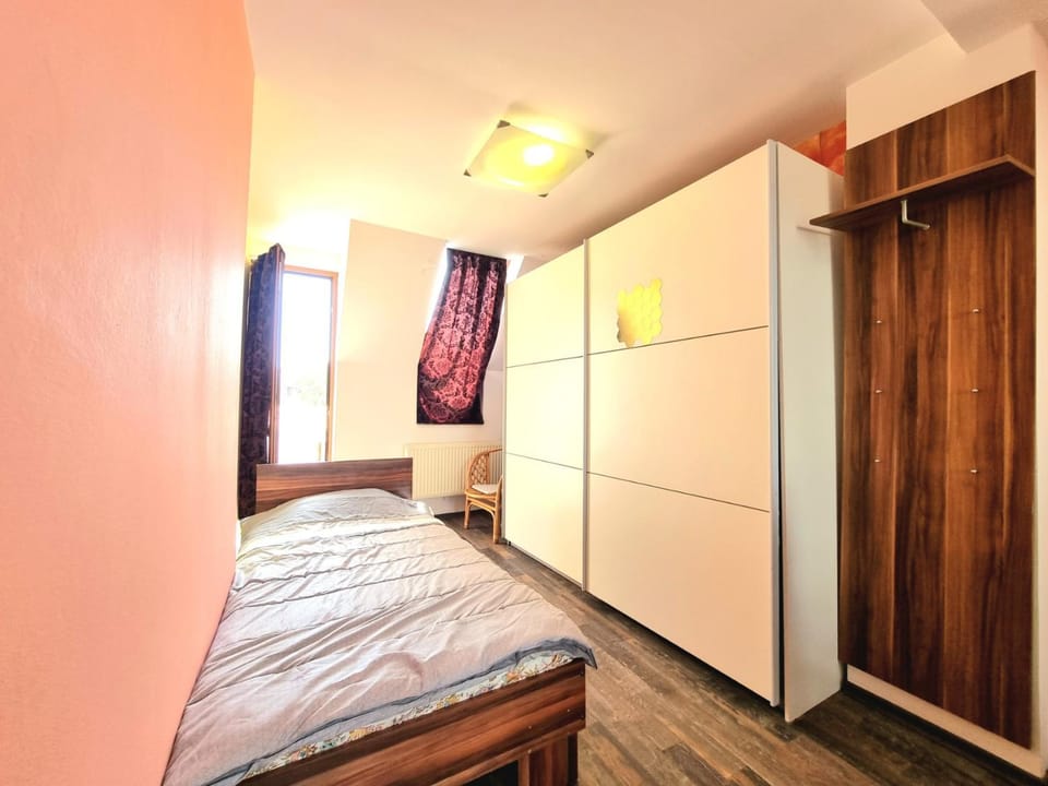 Sea Star to the Sea Garden-Studio Apartment in Burgas