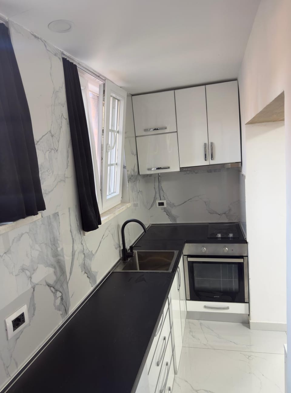 SYA Cozy Apt near Tirana Center Apartment in Tirana