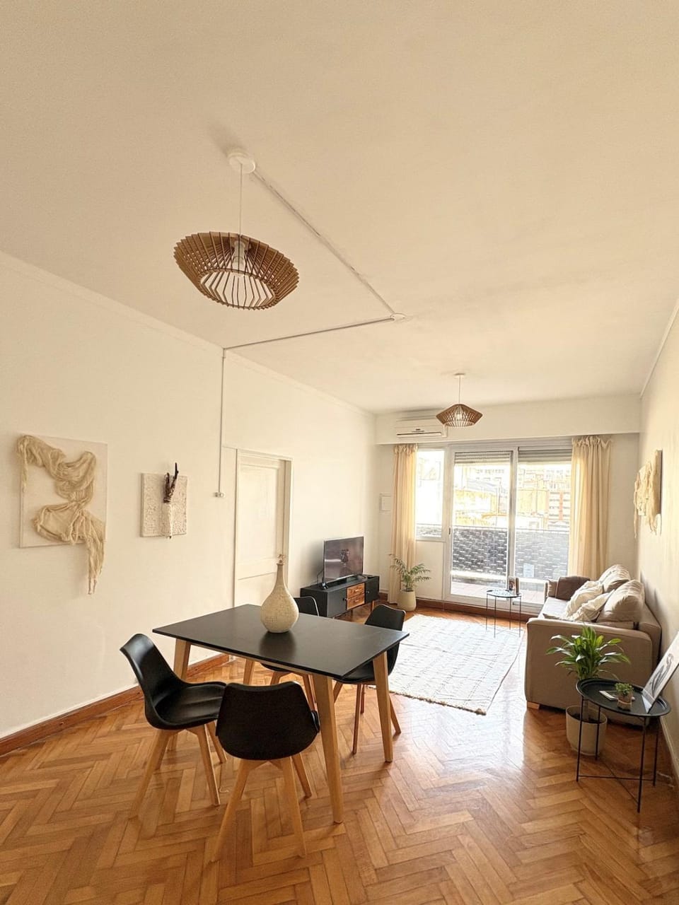 depto 4 Personas amplio obelisco balcon grande Apartment in Buenos Aires