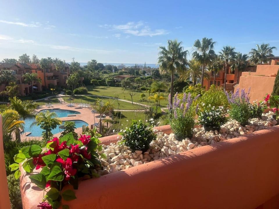 Natural landscape, Garden, Balcony/Terrace, Garden view, Pool view, Swimming pool