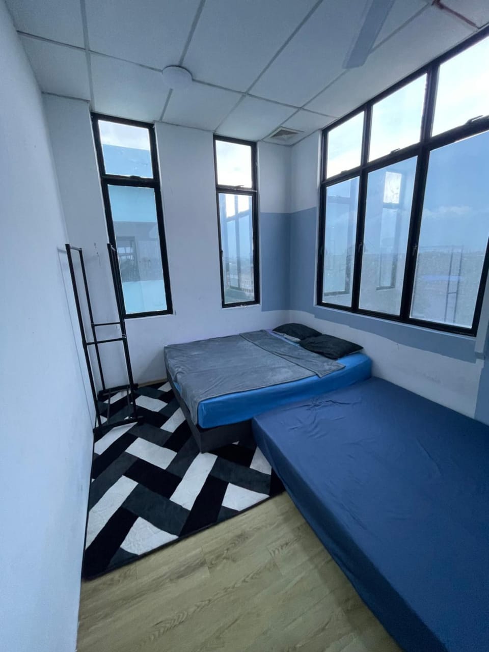 JB Top 1 WIFI 5G 4k 400Mbps Room Country House in Johor
