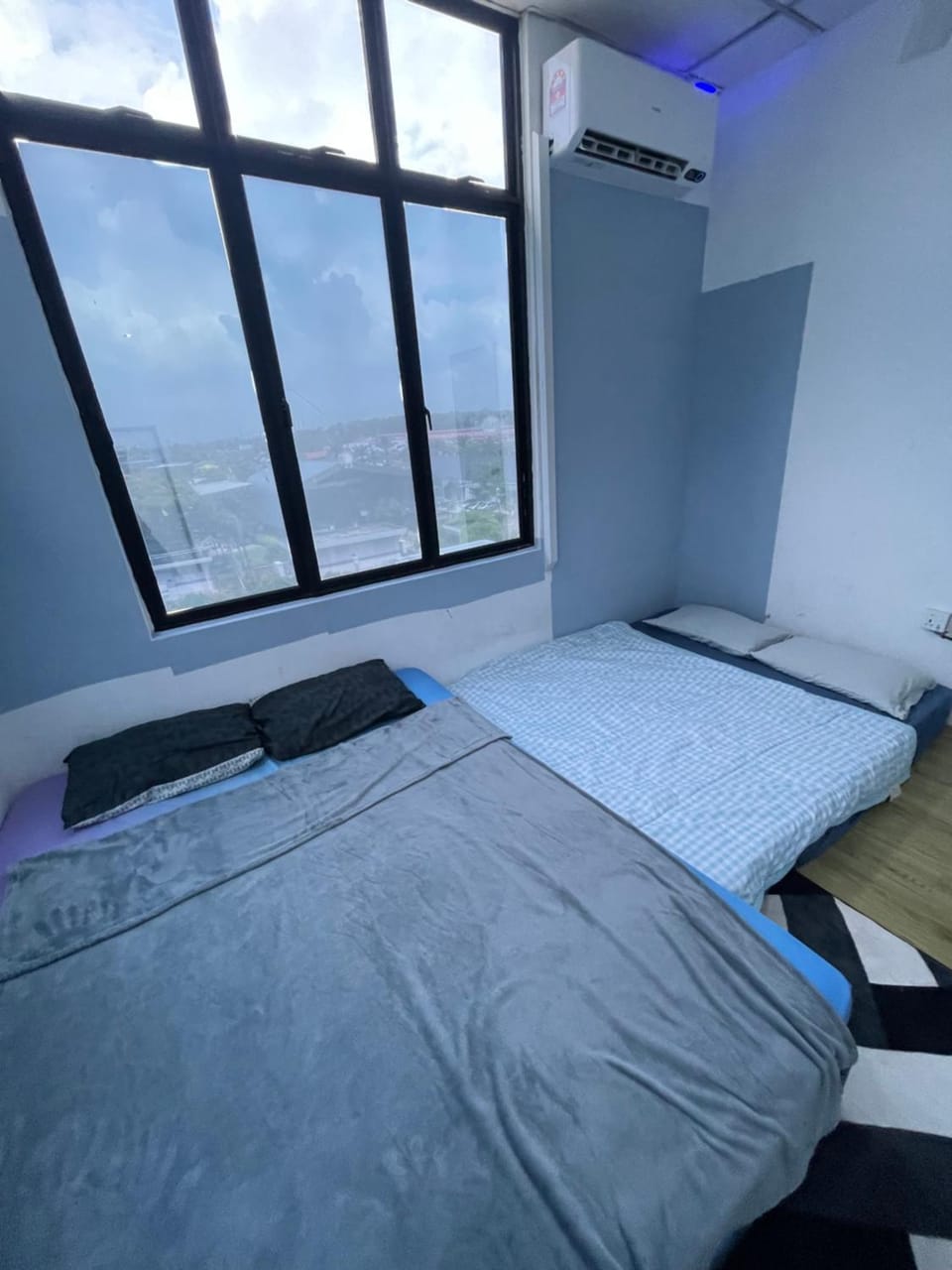 JB Top 1 WIFI 5G 4k 400Mbps Room Country House in Johor
