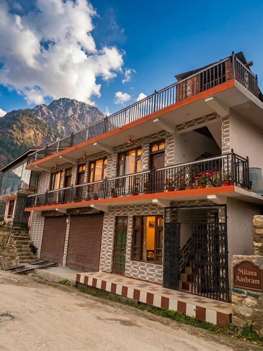 Malana Aashram Bed and Breakfast in Himachal Pradesh