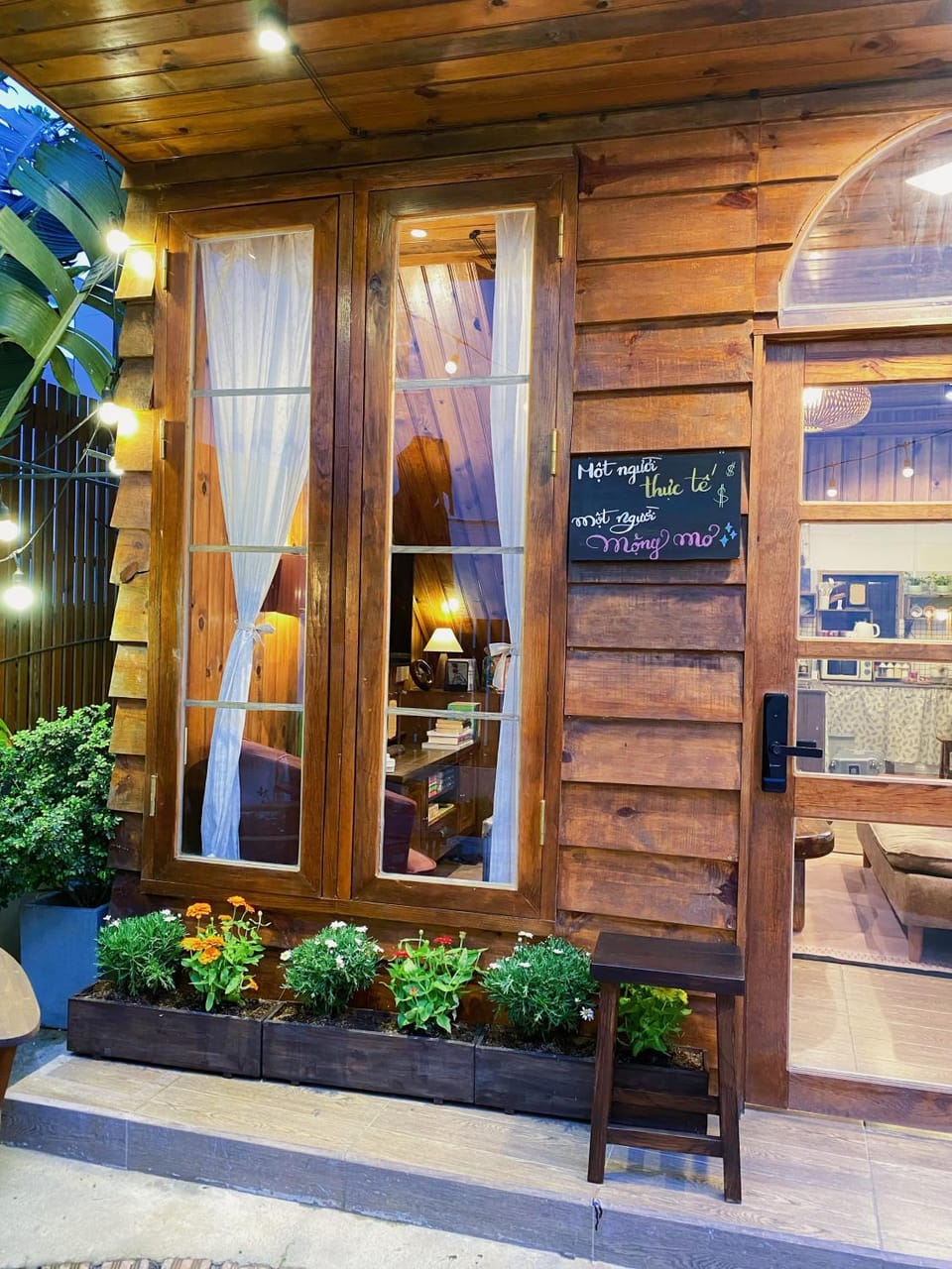 Nhà Nên Có Hai Người Apartment in Dalat