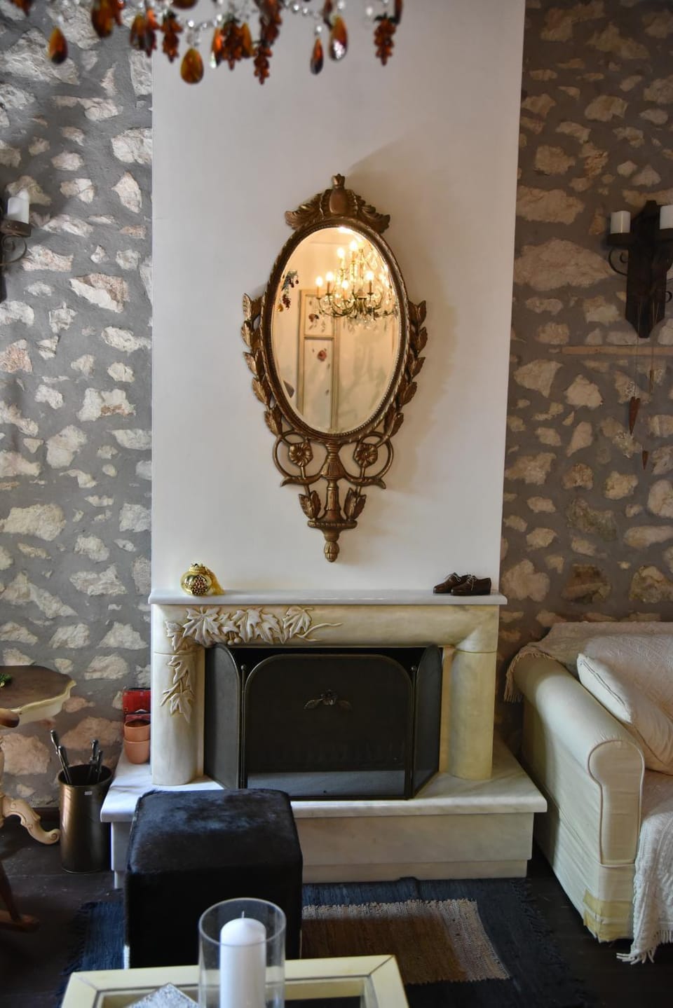 Living room, Decorative detail, Seating area