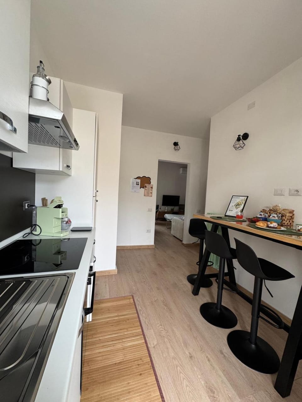 Dining area, kitchen, air conditioner