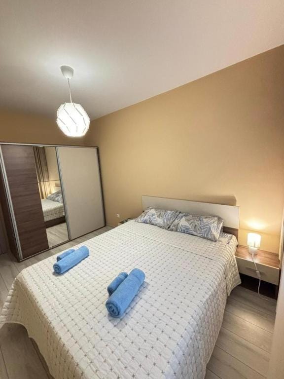 Mladost 1 Sunset Apartment near the metro and Included Underground Parking Apartment in Sofia