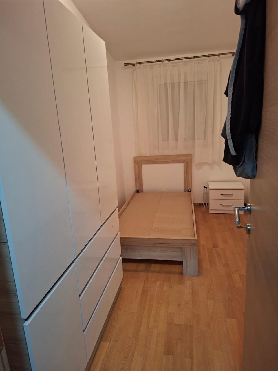 Bed, wardrobe