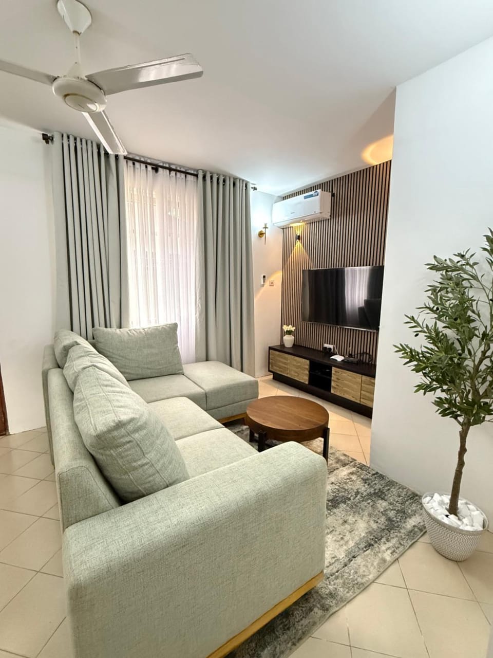Aggiestays, 2BDR Apart - Sinza Mapambano Apartment in City of Dar es Salaam