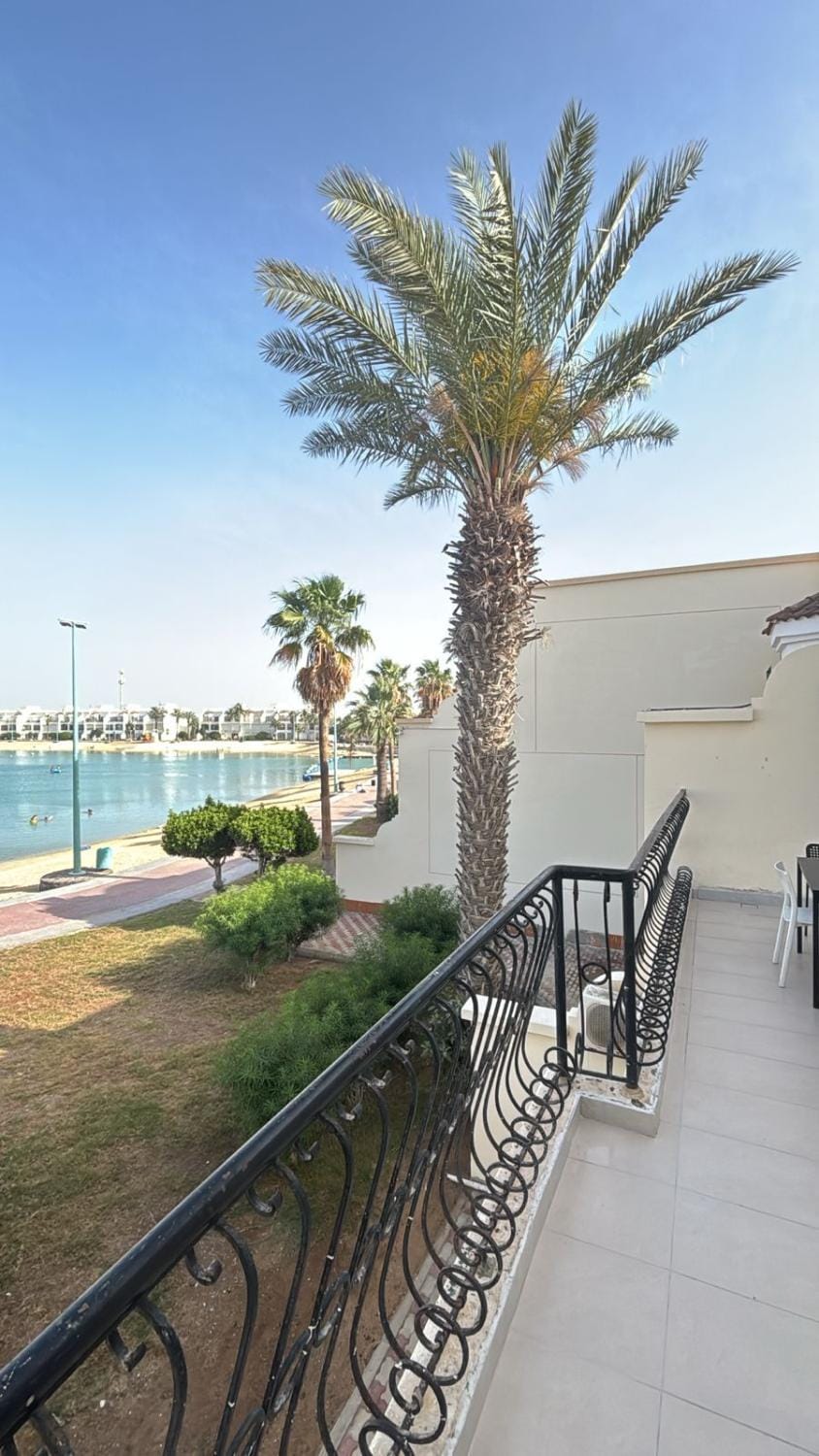 Property building, Balcony/Terrace