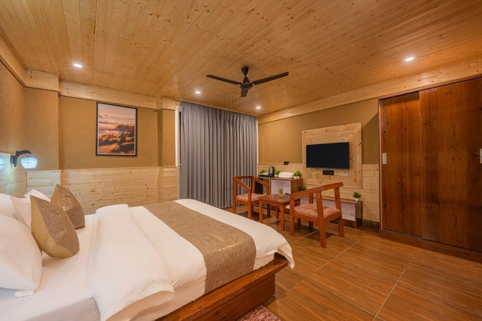 The Charvi Regency l Multi Cuisine Restaurant l Conference Hall l Scenic Venues for Private Parties l Basic First Aid l Spacious Car Parking l Managed By ExoticStays Group Apartment in Himachal Pradesh
