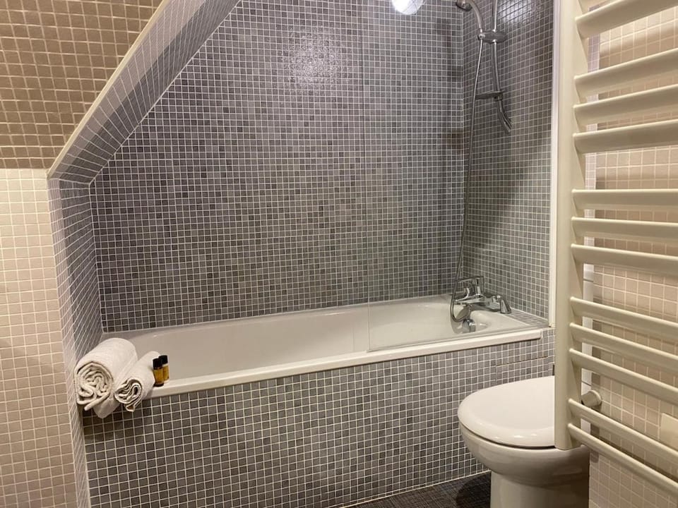 Le Van Gogh - YourHostHelper Apartment in Deauville