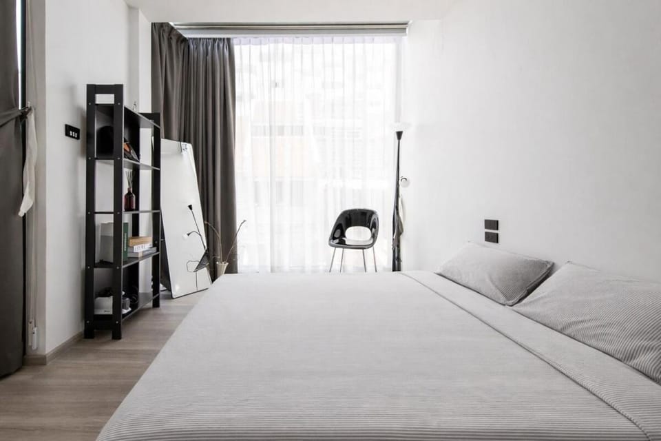 Luxury 4BR Game Room Near BTS Asok Nana Villa in Bangkok