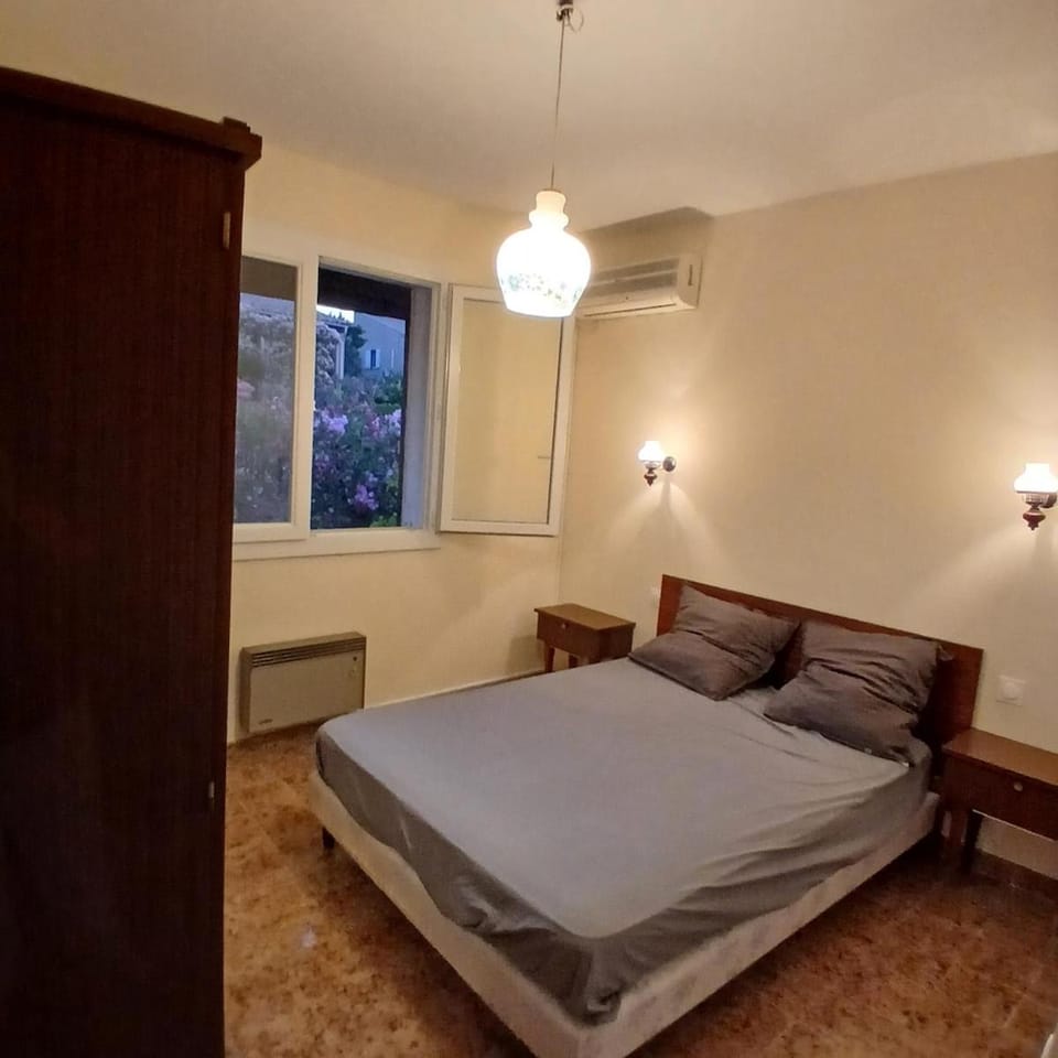 Beautiful house floor with sea view House in La Ciotat