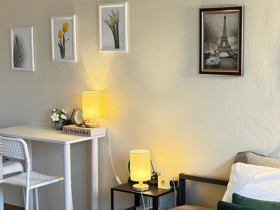 Decorative detail, Bedroom