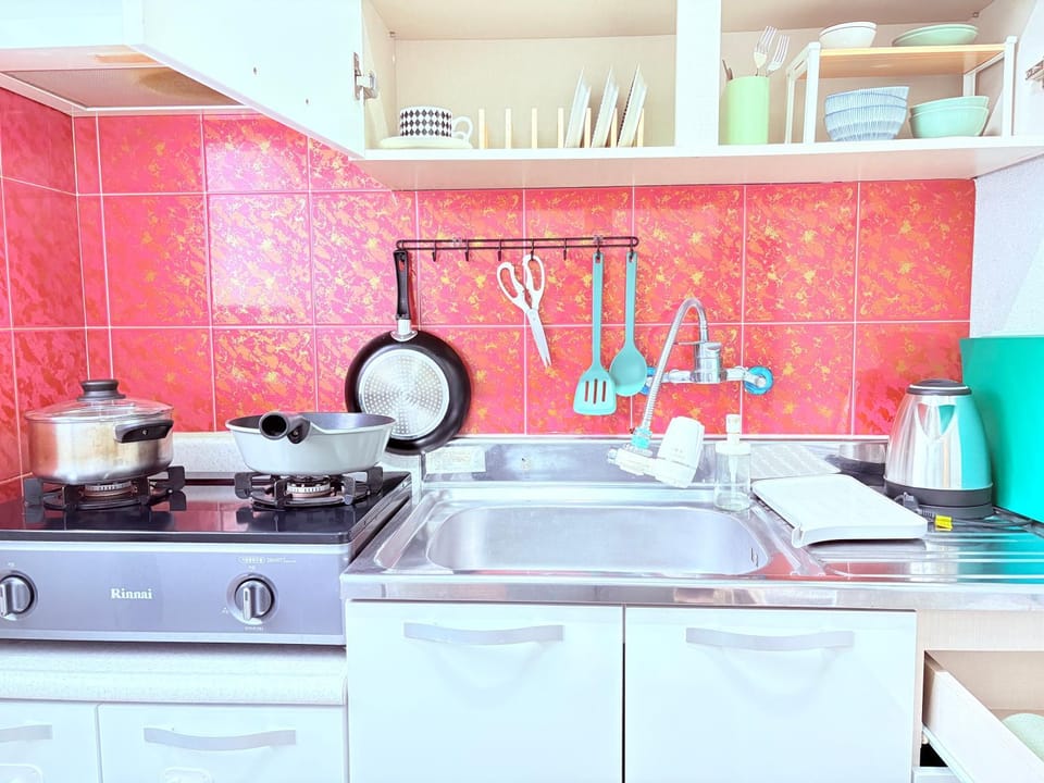 Kitchen or kitchenette