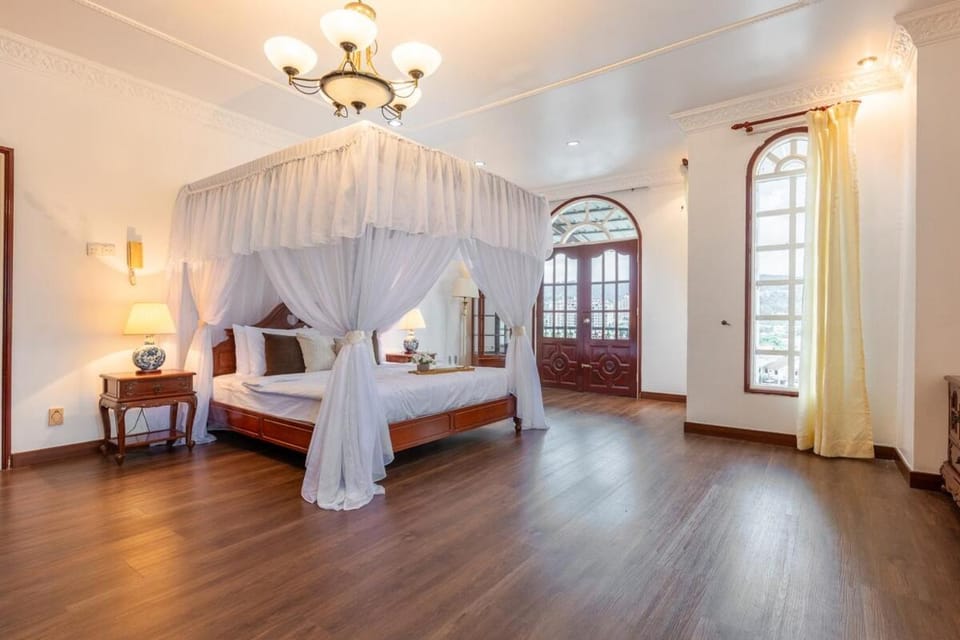 Merpati Heritage Villa for 25pax, Ampang, KLCC Villa in Hulu Langat