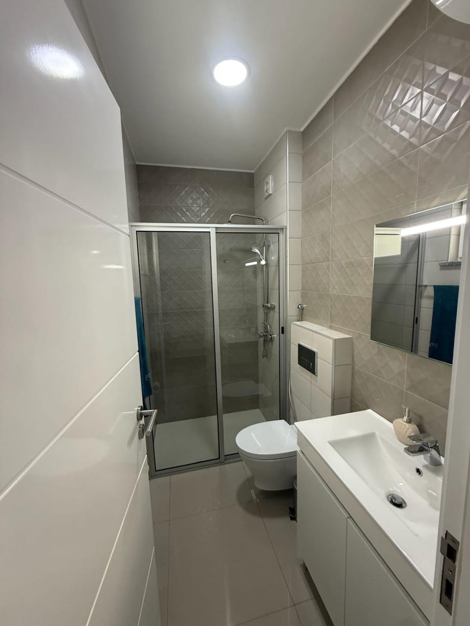 Shower, Toilet, Bathroom