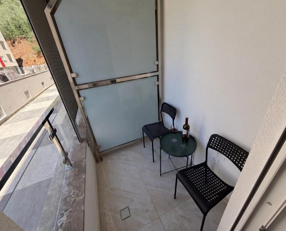 Balcony/Terrace, Balcony/Terrace