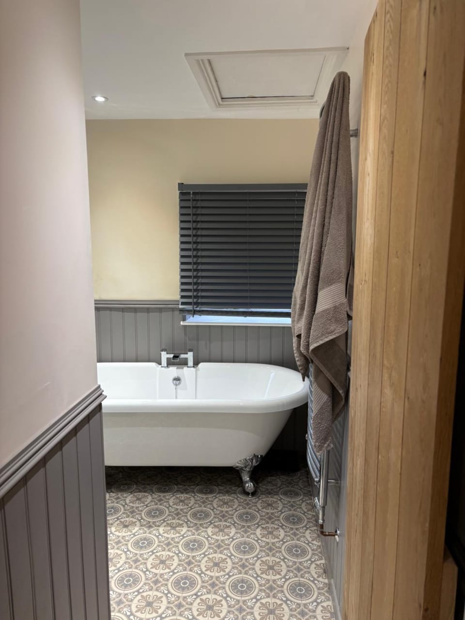 Room in house in Norton Fitzwarren, Taunton Vacation rental in Taunton