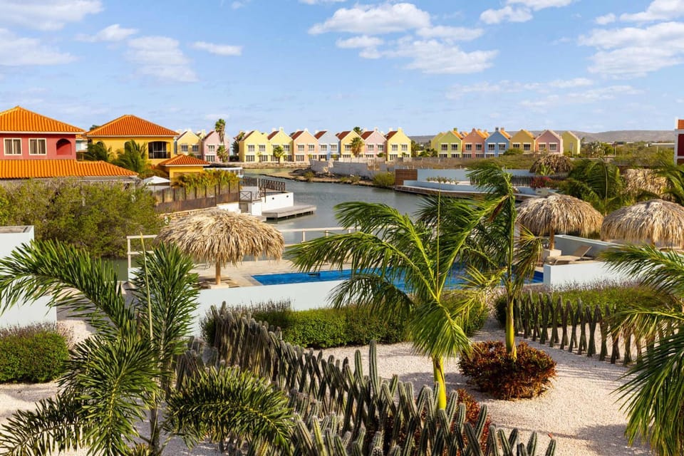 Casa Breeze with a refreshing shared pool and views over the lagoon Apartment in Venezuela