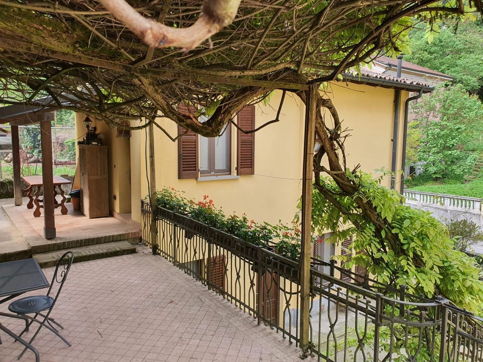 Property building, Patio, Spring, Garden, View (from property/room), Balcony/Terrace, Garden view