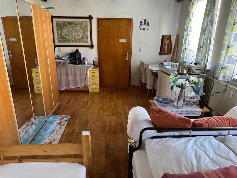 Brakel Monteur Ferienwohnung Wohnung 1 Zimmer 2 Bette Apartment in North Rhine-Westphalia