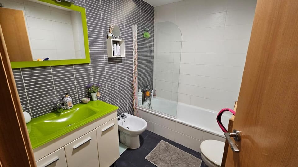 Inversuites - Amplio apartamento con parking en Castellon Apartment in Castellón de la Plana