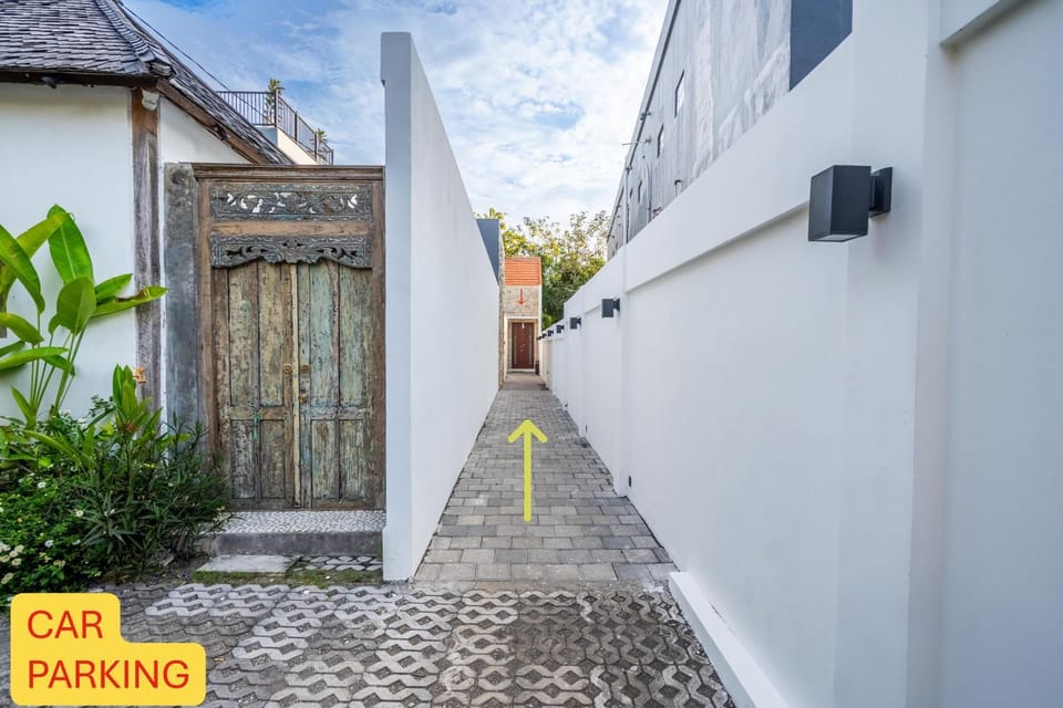 Property building, Street view