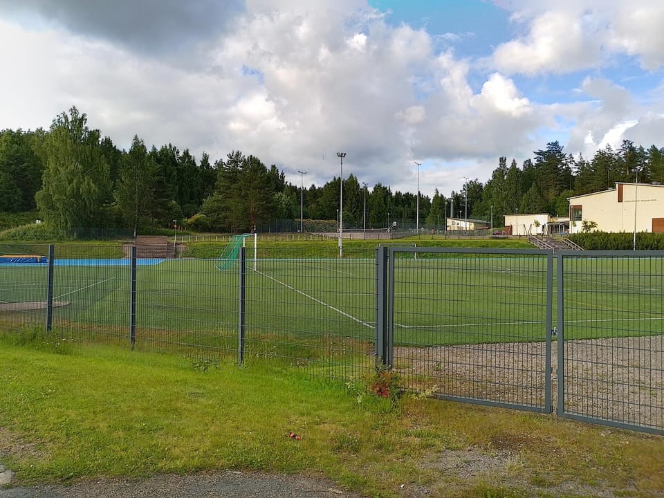 Fitness centre/facilities, Tennis court