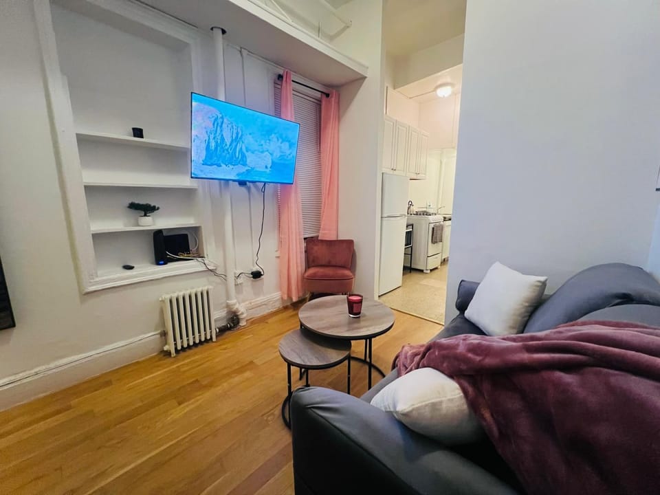 The Hudson Inn & Suites Apartment in Midtown
