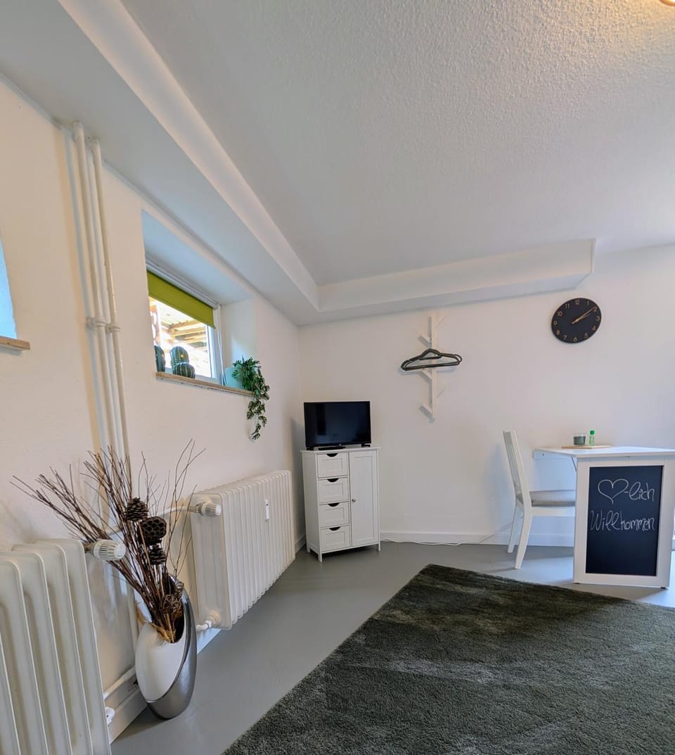 TV and multimedia, Seating area