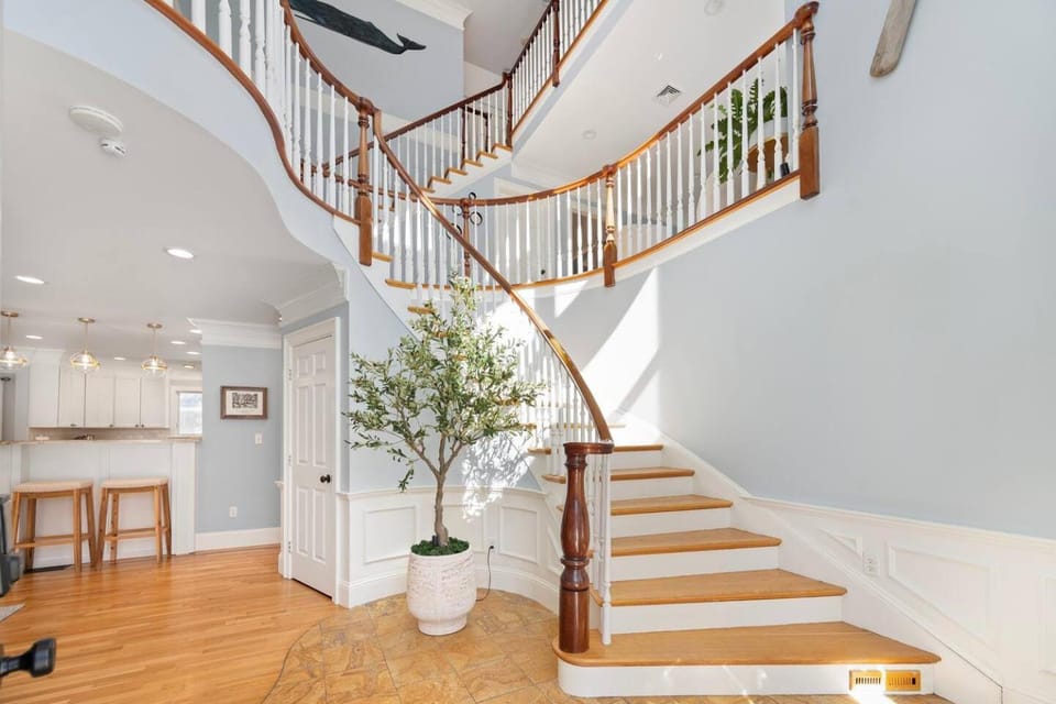 The Cove House House in Marion