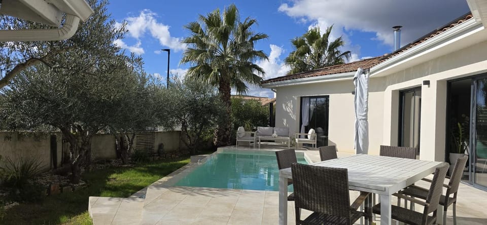 Villa 4 chambres avec piscine proche Pezenas Villa in Occitanie