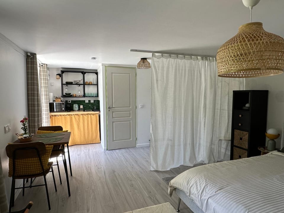 Le Cerisier Bed and Breakfast in Giverny