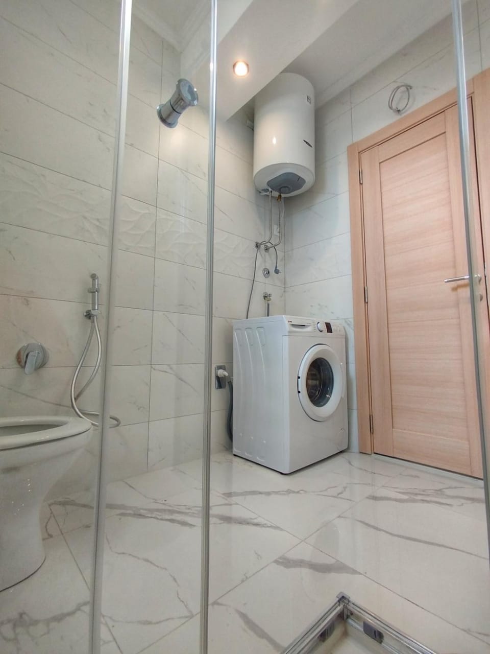 Shower, Toilet, Bathroom, washing machine