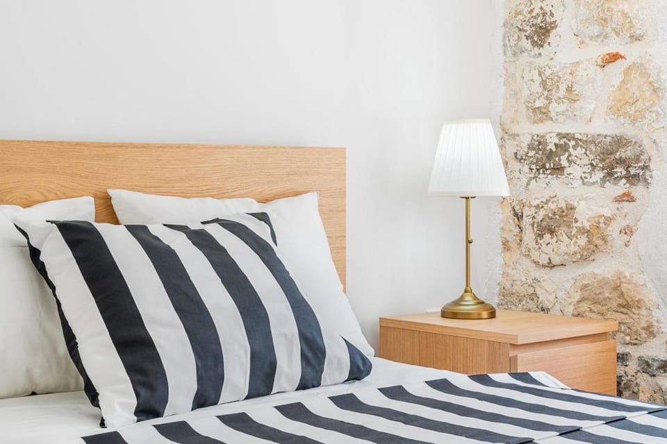 Seafront Apartment, Bay of Kotor, 2 Beds, Pets Apartment in Muo