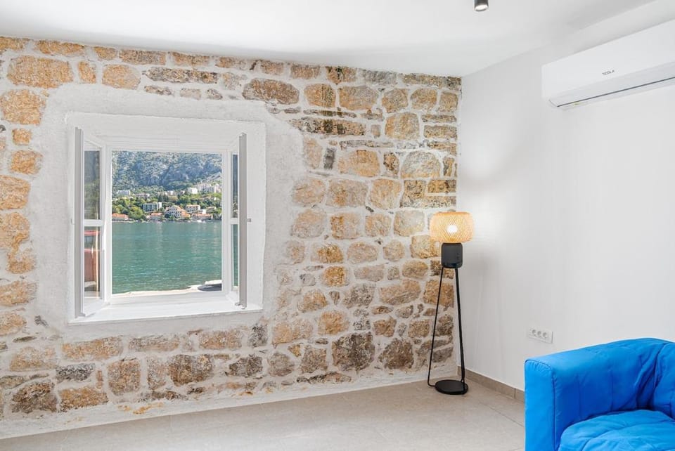 Seafront Apartment, Bay of Kotor, 2 Beds, Pets Apartment in Muo