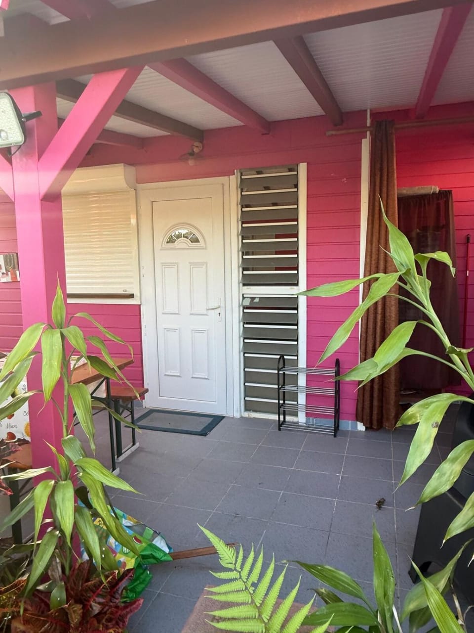 Chez Jo et Lexo Bungalow spacieux et calme Apartment in Leeward Islands