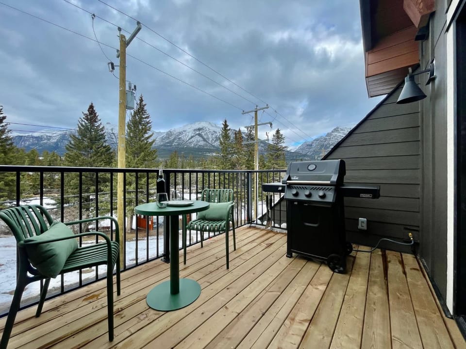Summit View Penthouse in Downtown Canmore at Brookside Lane Apartment in Canmore