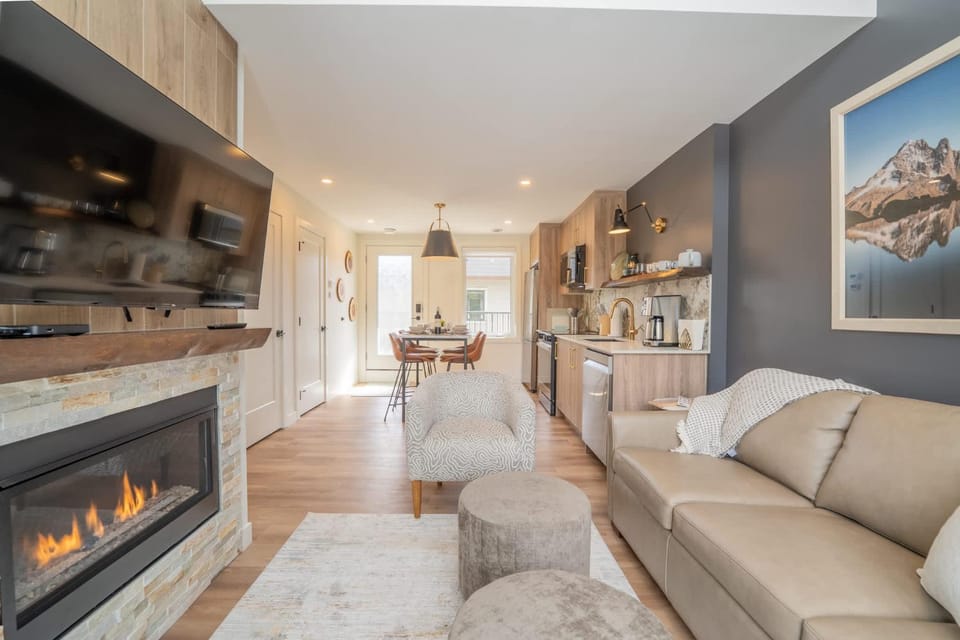 Summit View Penthouse in Downtown Canmore at Brookside Lane Apartment in Canmore